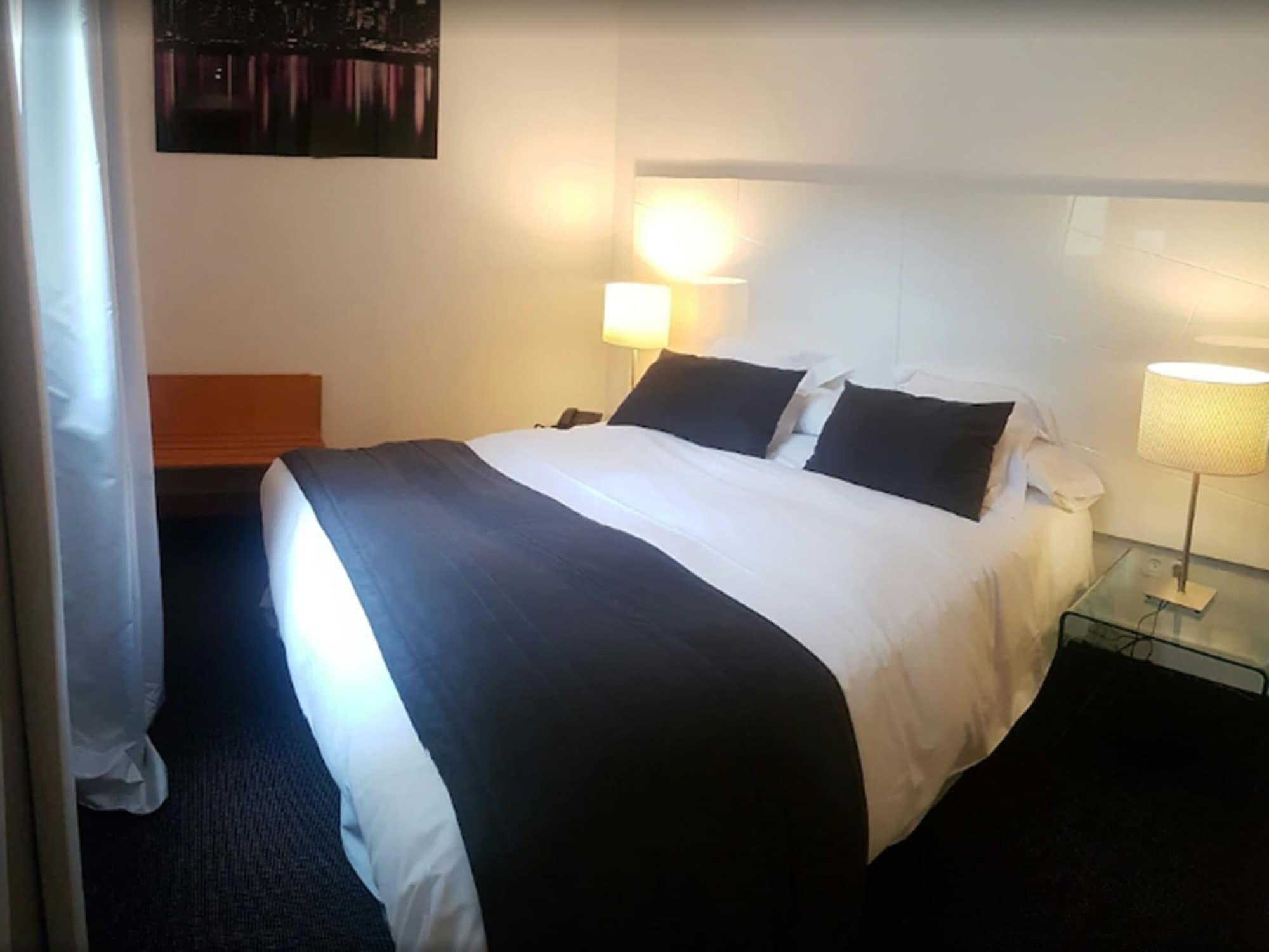สวีท ปราโด Aparthotel มาดริด ภายนอก รูปภาพ